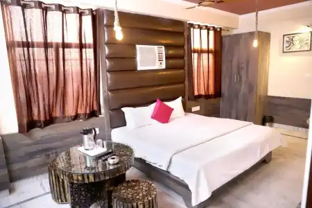 Star Inn - 23