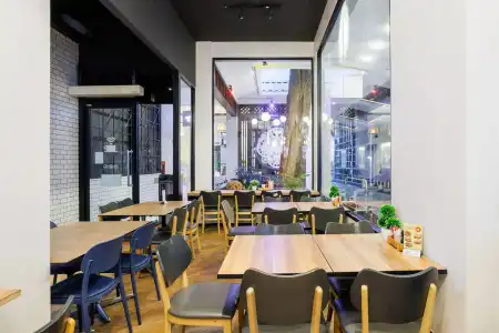 Days Inn by Wyndham Patong Beach Phuket - 23