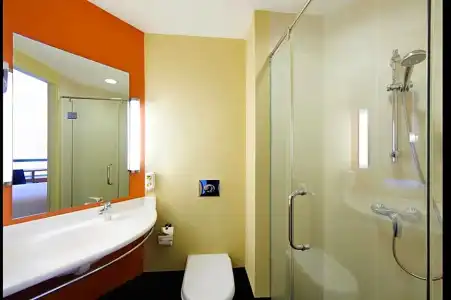 ibis Singapore Novena - 38