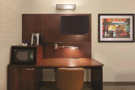 DoubleTree by Hilton New York Midtown Fifth Ave - 2