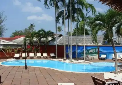 Ao Nang Beach Resort - 12