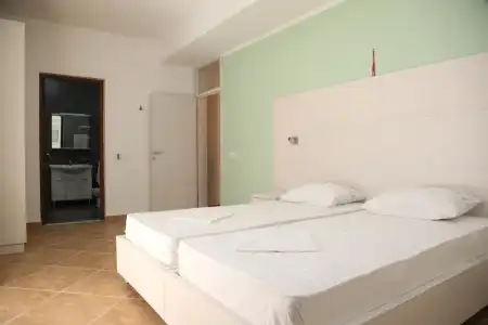 Art Apartments - 39