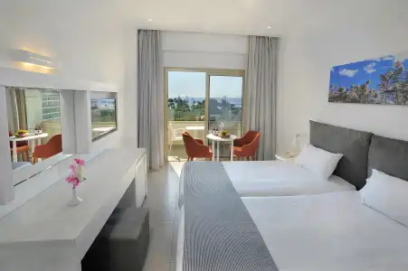 Nissiana & Bungalows - 6