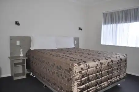 Carramar Motor Inn - 66