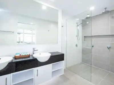 Saltwater Luxury Apartments - 26