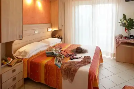 Mocambo - 73