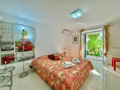 Sun Rose Apartments - 147
