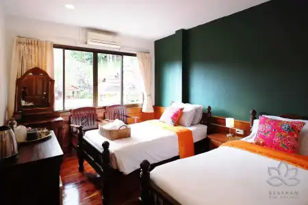 Buakham Rim Khong - 2