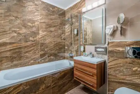 Best Western Plus Celebrity Suites - 87