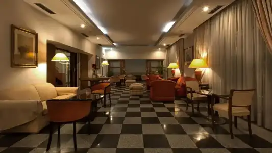 Metropole - 37