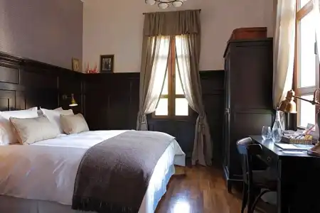 Boutique Castillo Rojo - 149