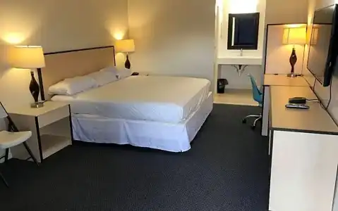 Gordon Highway Inn - 12