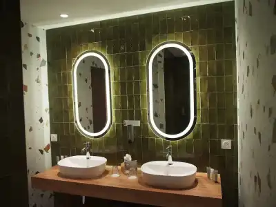 Dali Hôtel - Restaurant - 100