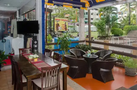 Allstar Guesthouse - 19