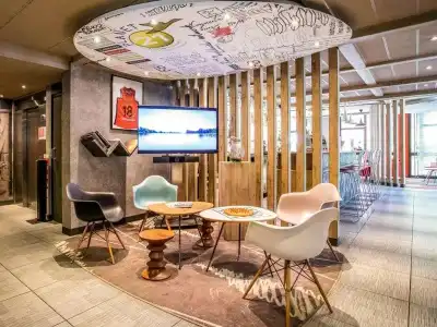 ibis Bourges - 28