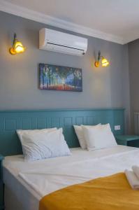 Room Room Motel - 27