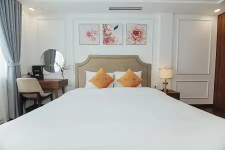 Jade Ha Long - 2