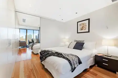 Corporate Keys - Freshwater Place - 165