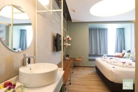 Samsen Street - 38