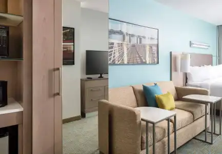 Springhill Suites San Diego Downtown/Bayfront - 14