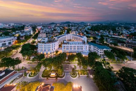 Silk Path Grand Hue - 45