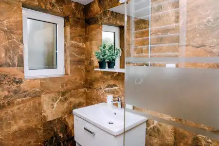 D & Sons Apartments - 216