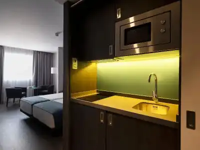 HG City Suites Barcelona - 26