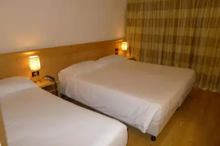 TH Corvara - Greif - 25