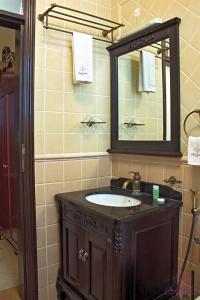 Island Paradise Inn - 29