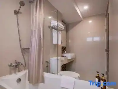 iCheck inn Residences Sukhumvit 20 - 89