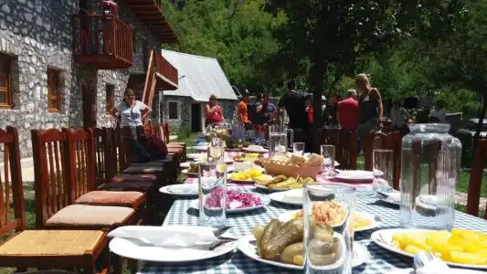 Bujtina Berishta Theth - 13