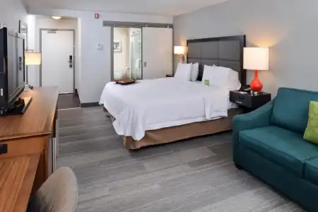 Hampton Inn & Suites By Hilton Calgary- University Northwest - 41