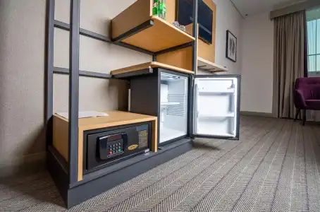 Premier Inn Dubai International Airport - 28