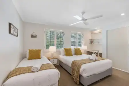Noosa Entrance Waterfront Resort - 31