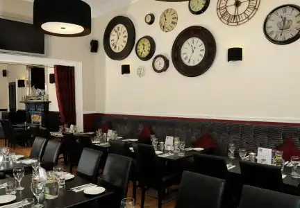 Revolver Edinburgh - 15