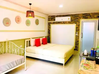 At Koh Larn Resort - 133