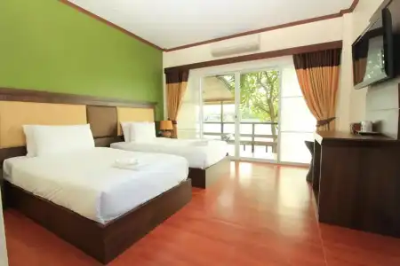 Baantip Suantong - 3