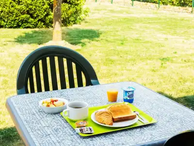 Ibis Budget Chartres - 9