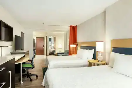 Home2 Suites by Hilton NY Long Island City/Manhattan View - 3