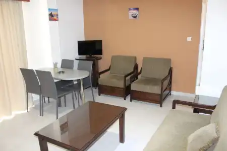 Petsas Apartments & Tavern - 11