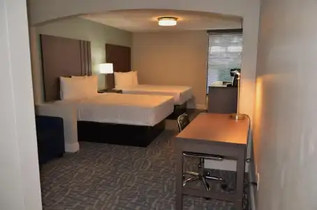 Opal & Suites - 24