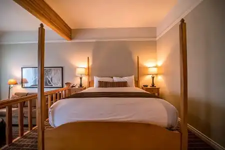 Pine Ridge Inn - 53