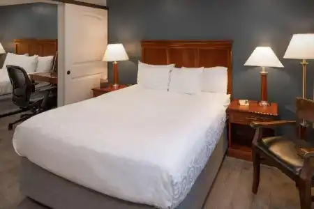 Best Western Plus Clocktower Inn - 140