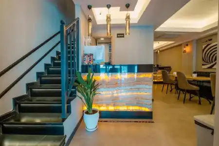 Alesta Midtown - 9