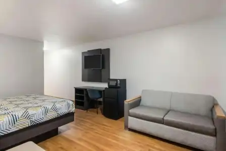 Studio 6 Laredo, TX - North I-35 - 59