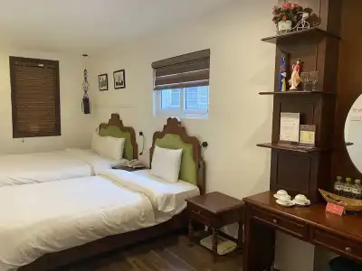 Vision Premier & Spa - 4