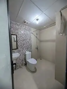 Era Apartment Lac Long Quan - 41