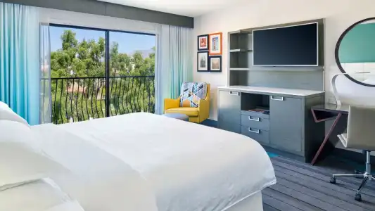 Sheraton Tucson and Suites - 1