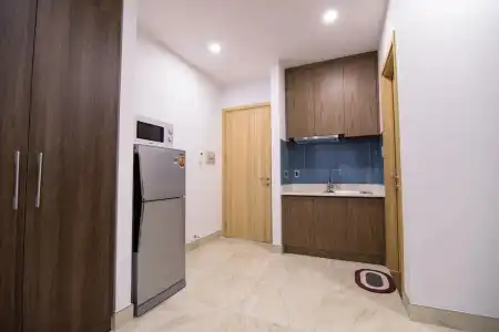 RedDoorz Premium near Hang Xanh - 12