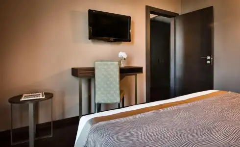 Uptown Palace - 6